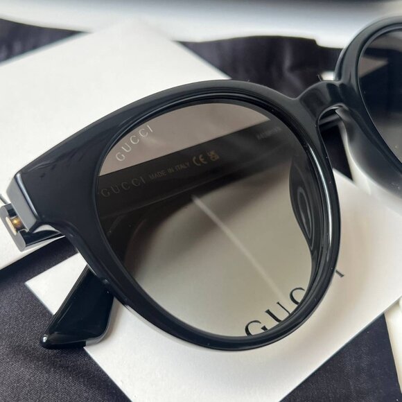 Authentic GUCCI GG 0638SK Women Sunglasses Black Oval 53mm Sunglasses with case - Picture 3 of 7